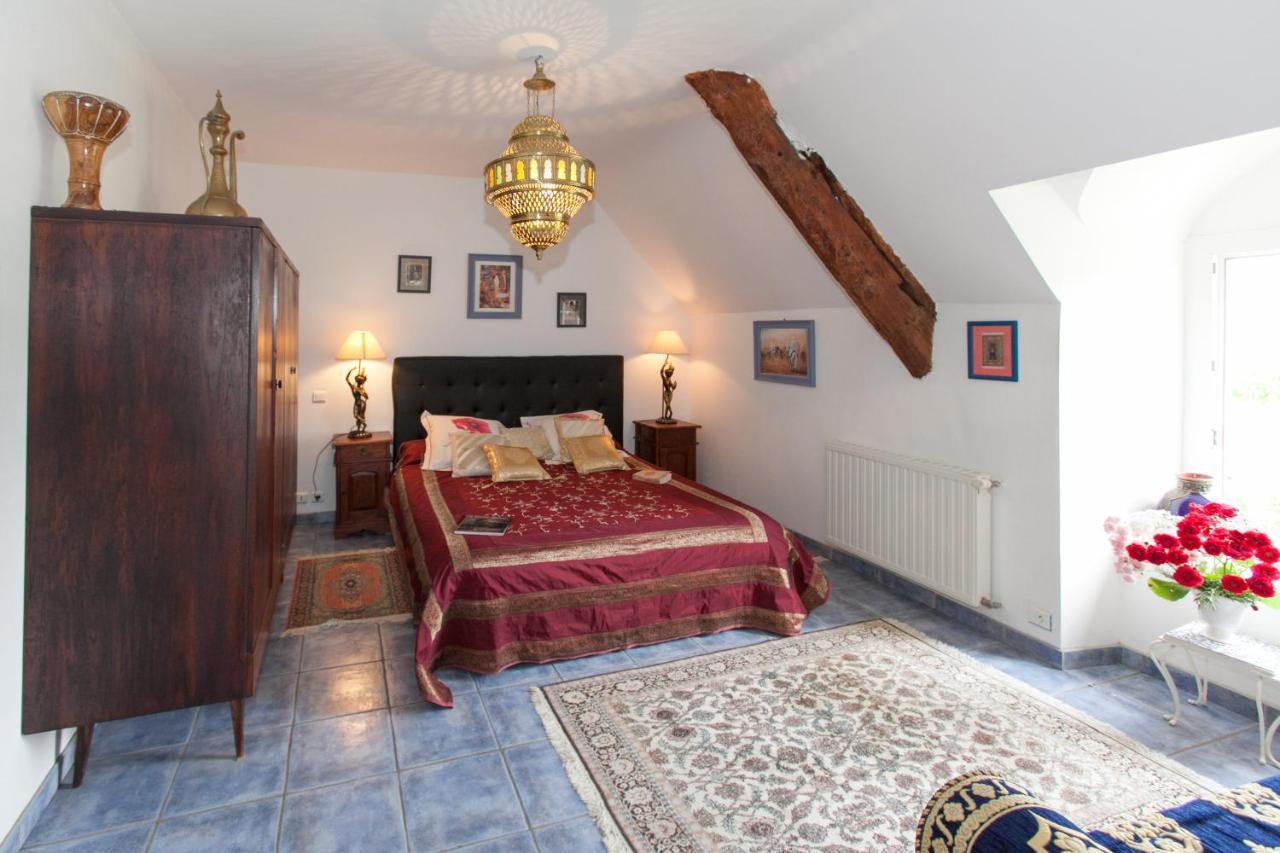 Chambres D'Hotes - Les Palmiers Corseul Eksteriør billede